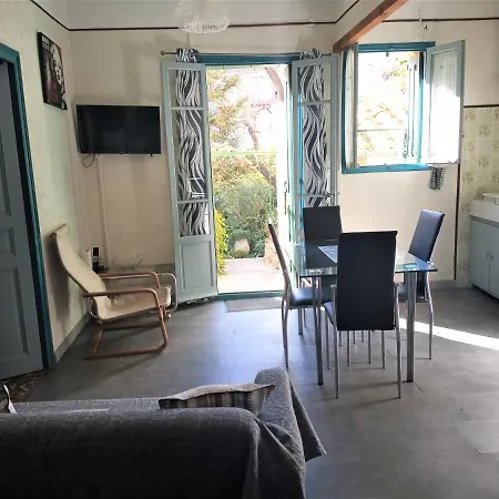 Holiday home Maison Rdc Avec Jardin Departs Et Arrivees Les Samedis *